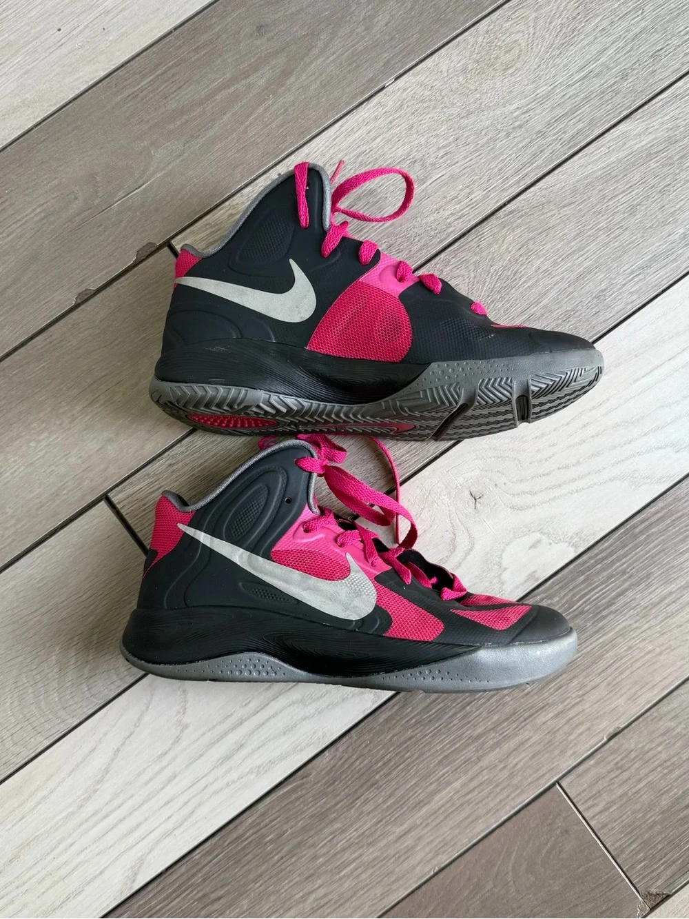 Nike Zoom Hyperfuse youth sneakers